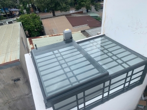 Mái kính mở 50 Dĩ An - Bình Dương