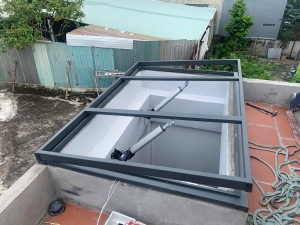 Giếng trời mở lật quận 8