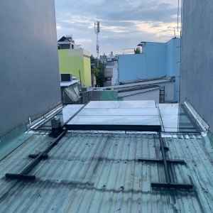 Công trình giếng trời trên mái tôn gò vấp