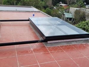 Giếng trời Đóng tự động, có quay tay khi mất điện 02